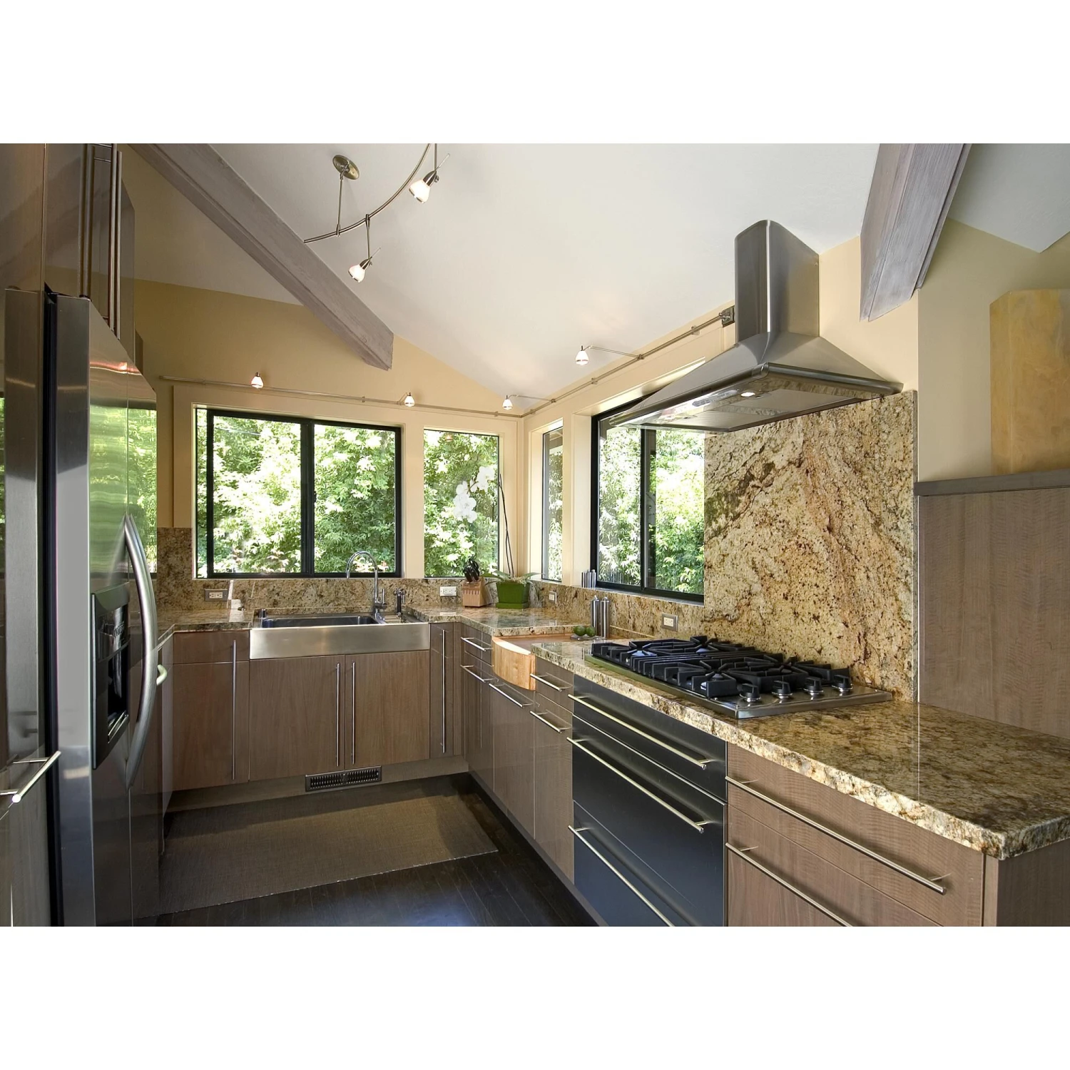 7.5 Watt MR16 3500K LED Light Bulb 3 Pack By Bulbrite 5 7.5 Watt MR16 3500K LED Light Bulb 3 Pack By Bulbrite - Image 3