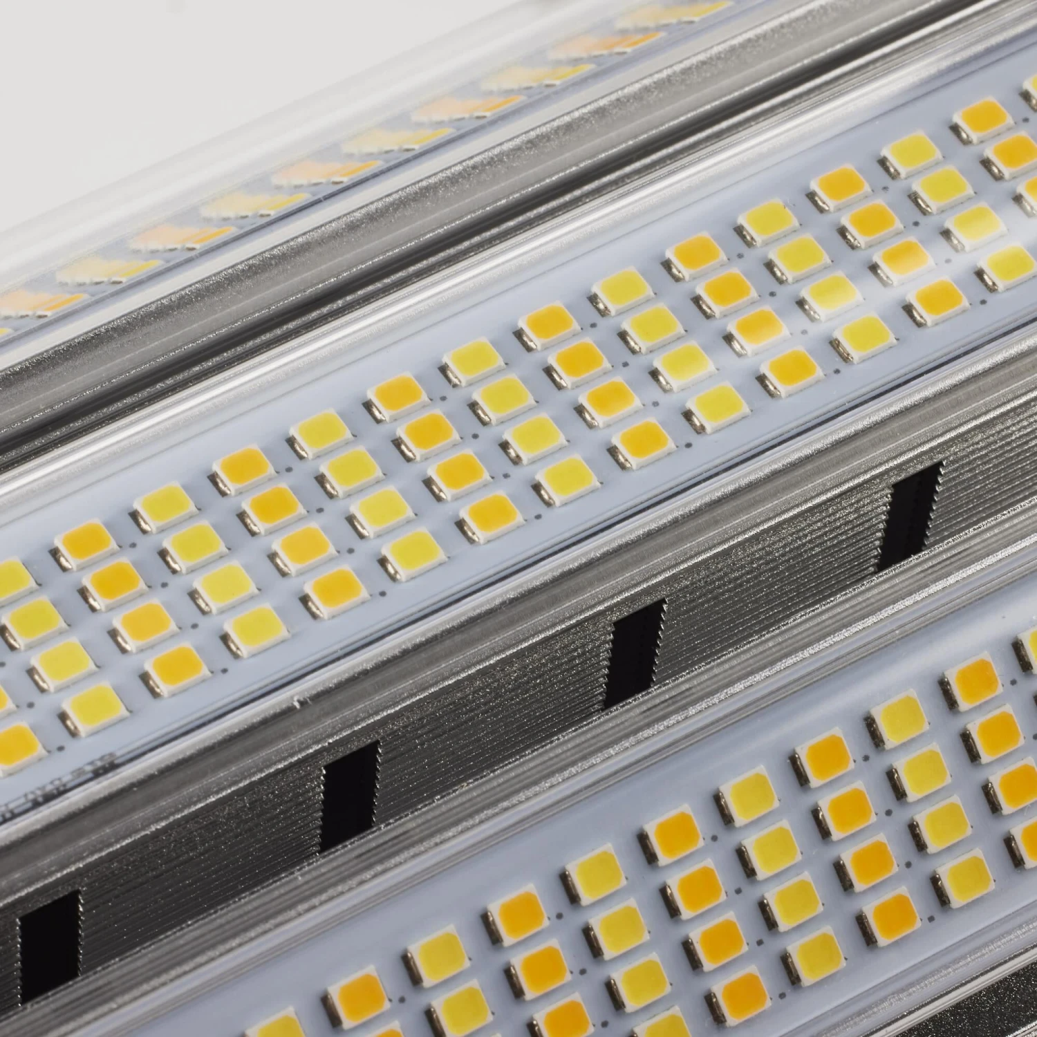 Dimmable 5 Watt 5000K LED Light Bulb By Satco 9 Dimmable 5 Watt 5000K LED Light Bulb By Satco - Image 7